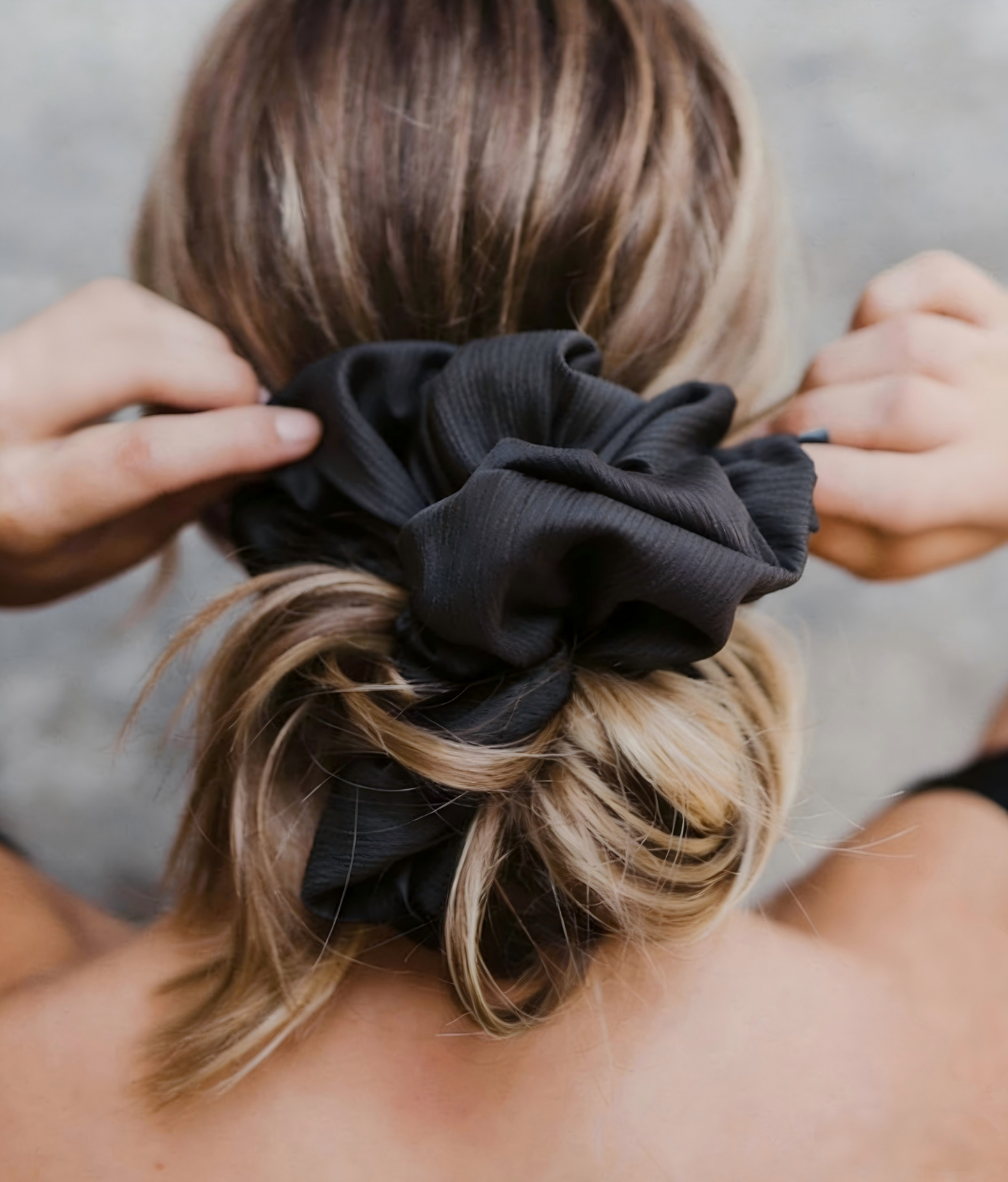 Oversized Scrunchie